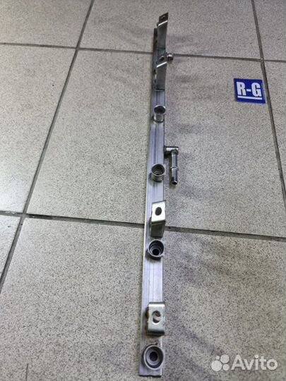 Топливная рампа Bmw 3 E90 3.0 N52B30 2010