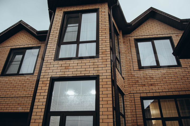 Дом 320 м² на участке 6 сот.