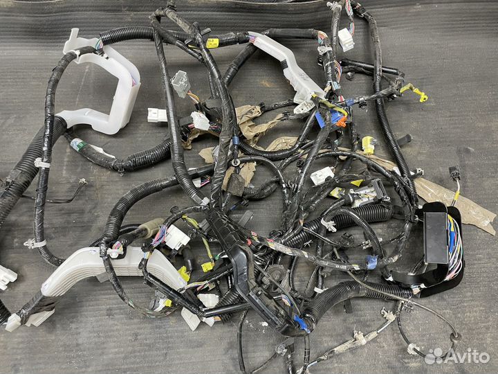 Проводка / Коса салона (торпеды) Mazda 3 BL 1.6