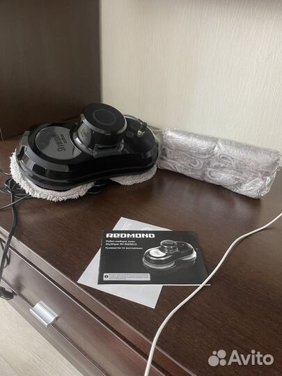 Робот мойщик окон redmond