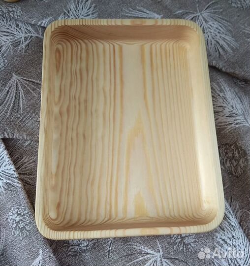 Тарелка деревянная, поднос