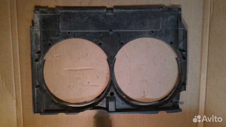 Диффузор вентилятора Mercedes C-Class, W202