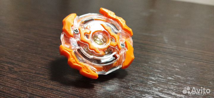 Волчки бейблейд 1-го поколения