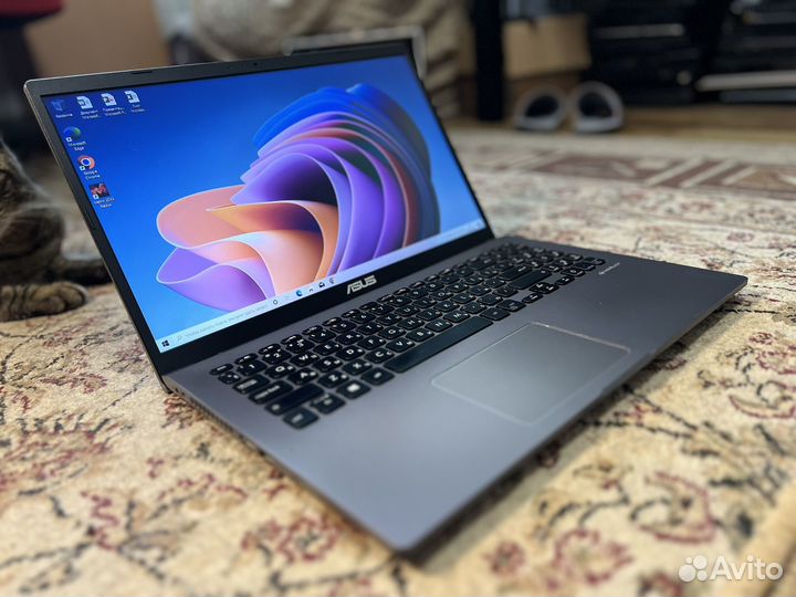 Мощный Ноутбук Asus 4ядра/8гб/256 ssd/Full Hd