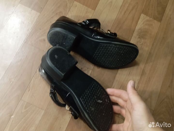 Туфли школьные девочка 32размер