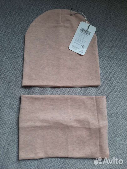 Новый комплект шапка и снуд