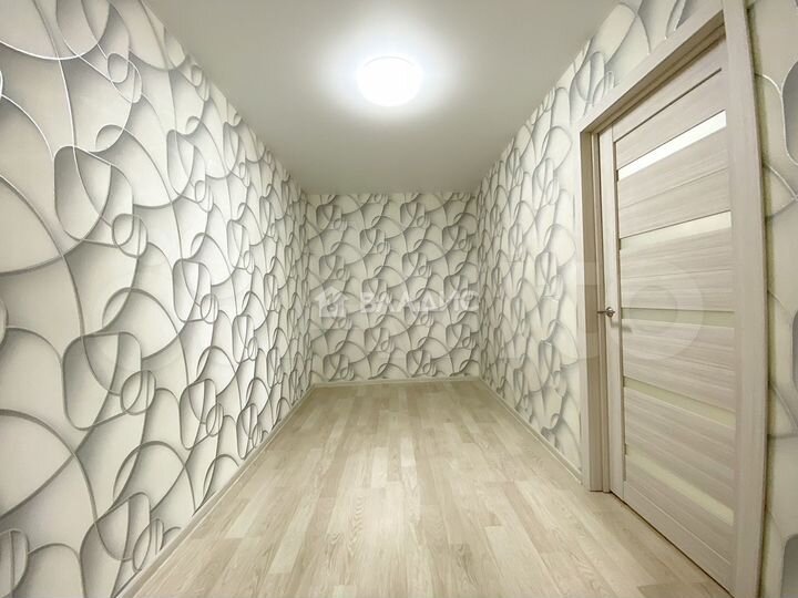 2-к. квартира, 43 м², 1/5 эт.