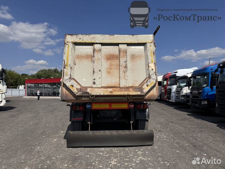 Полуприцеп самосвальный Grunwald 9453-0000010-50, 2014