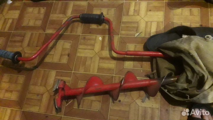 Коловорот, бур для рыбалки