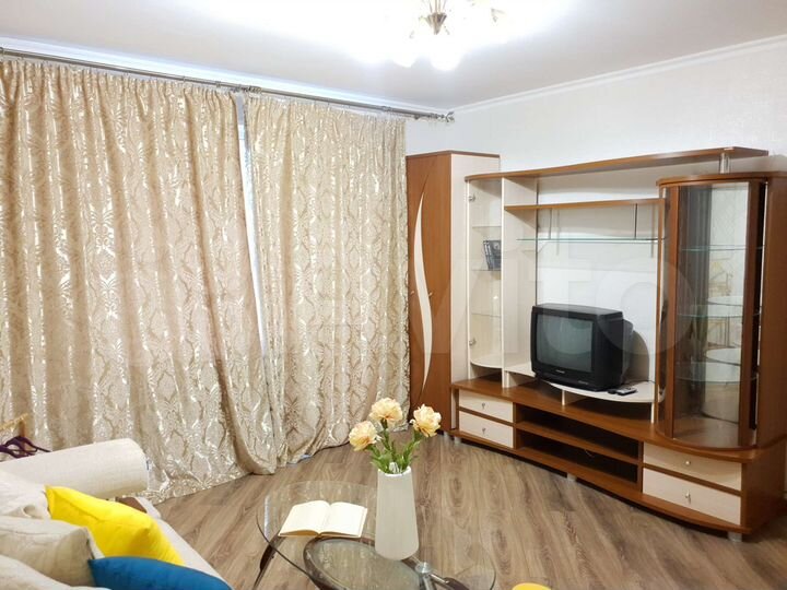 2-к. квартира, 54 м², 4/5 эт.