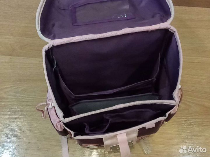 Рюкзак школьный для девочки с лошадью