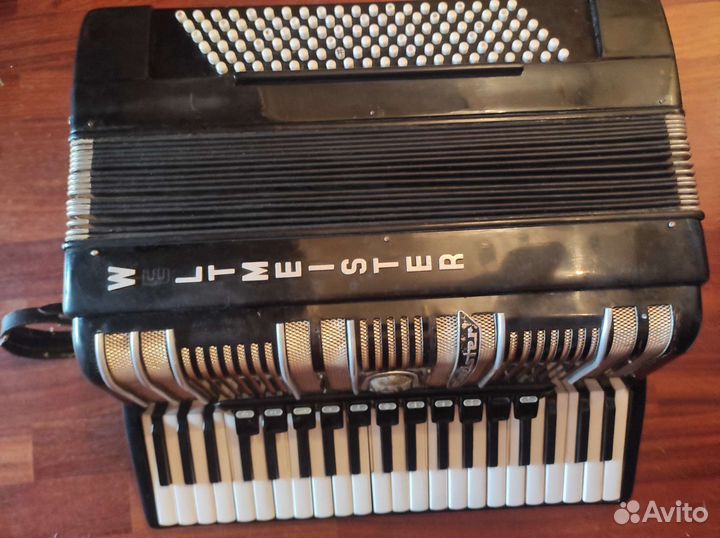 Два готововыборных Аккордеона Акко и Вельтмейстер