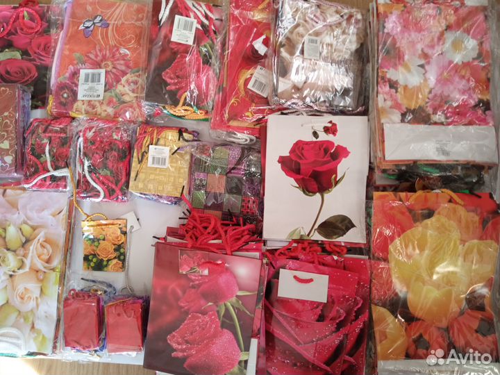 Подарочные пакеты бумажные