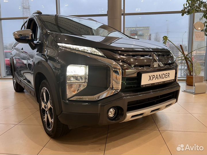 Mitsubishi Xpander Cross 1.5 AT, 2023