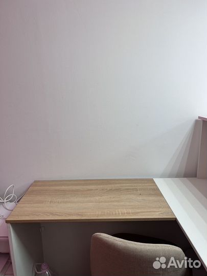 Стойка ресепшн