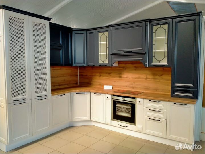 Кухня классика, фасады мдф, цена за метр