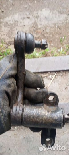 Рычаг маятниковый с кронштейном и шарниром газ 24