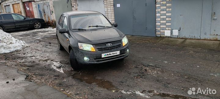 LADA Granta 1.6 МТ, 2012, 220 000 км