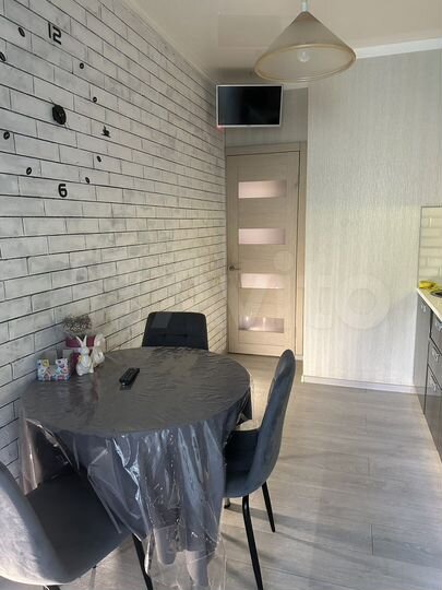 2-к. квартира, 60 м², 2/3 эт.