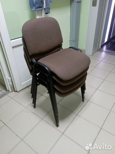 Стул офисный