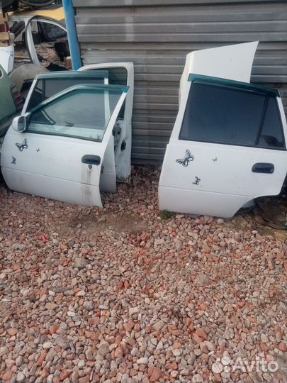 Daewoo nexia двери