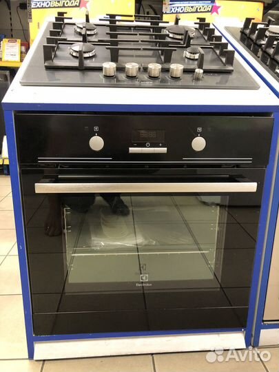 Духовка Electrolux EZB 53430 aк