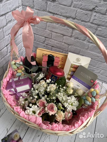 Подарочная корзина, вкусный подарок