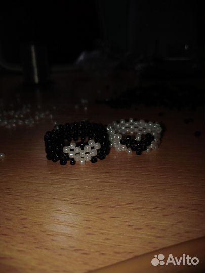 Украшения из бисера на заказ