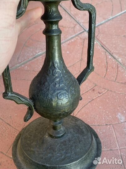 Бронзовый подсвечник