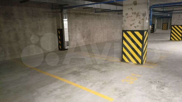 Машиноместо, 13 м²