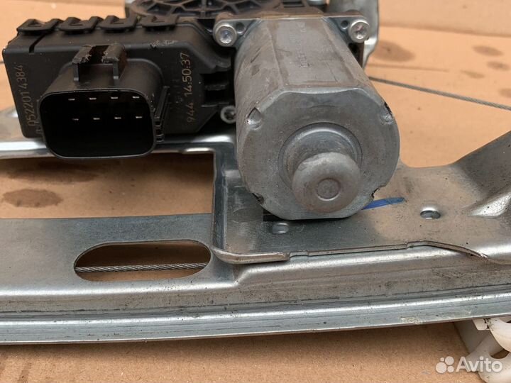 Jaguar s-tape задний правый стеклоподъемник