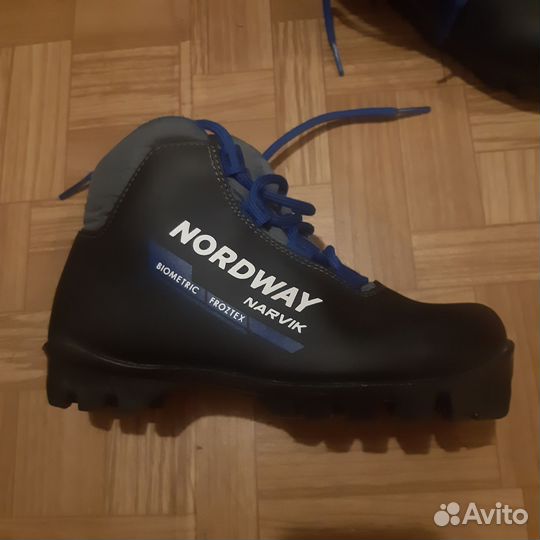 Лыжные ботинки детские 32 nordway