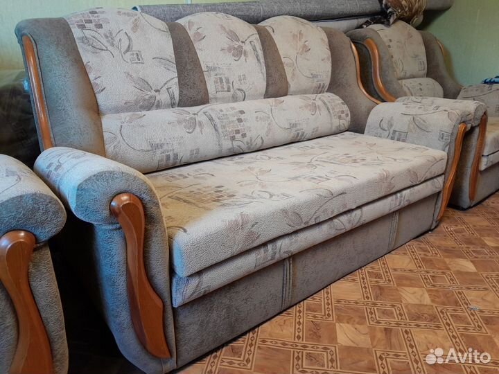 Диван, два кресла-кровать