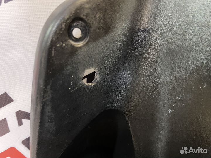 Передний внутренний пластик (карман) Suzuki Lets 2