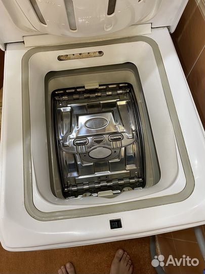 Стиральная машина с вертикальной загрузкой