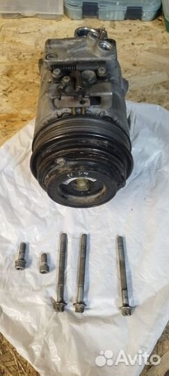 Компрессор кондиционера Mercedes Sprinter W901-905