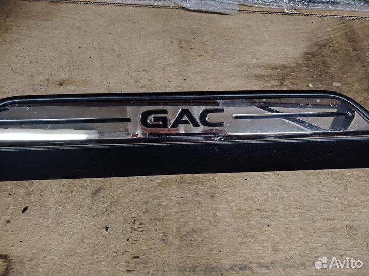 Молдинг двери задней правой GAC GS8