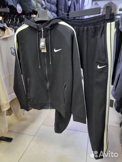 Спортивный костюм nike