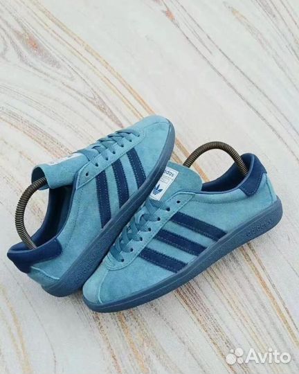 Кроссовки adidas Bali