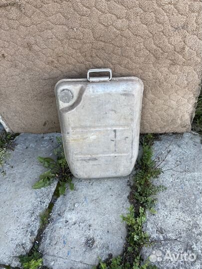 Канистра для бензина бу
