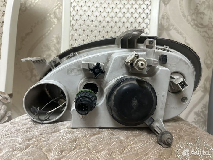 Фара левая на волгу 105