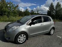 Toyota Yaris 1.3 MT, 2006, 264 000 км, с пробегом, цена 357 000 руб.