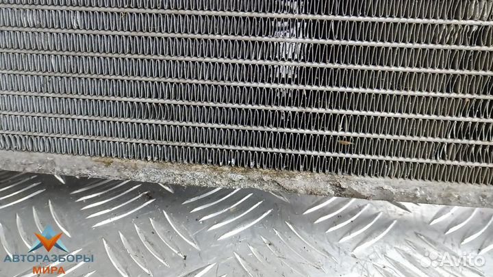 Радиатор (основной) Peugeot 406 рест. 2001