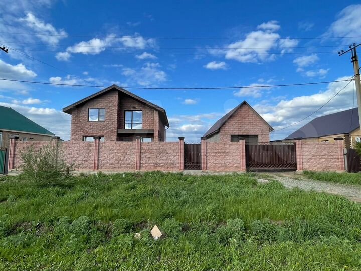 Дом 141 м² на участке 14,5 сот.