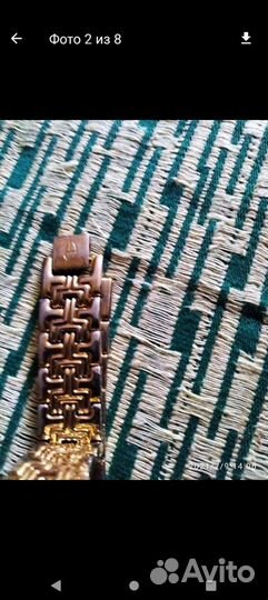 Часы со Швейцарским механизмов