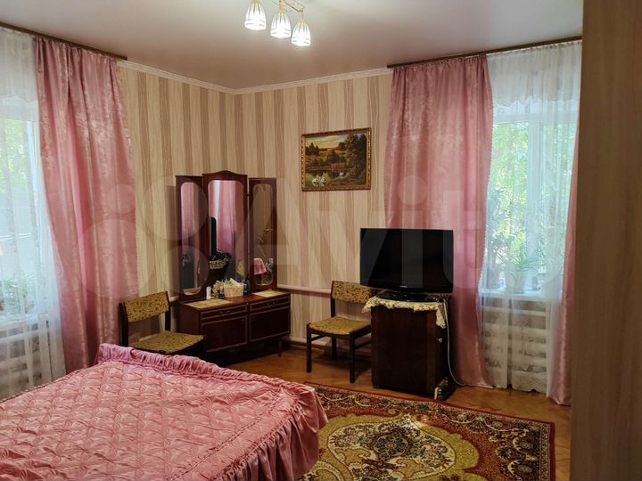 3-к. квартира, 79,3 м², 1/3 эт.