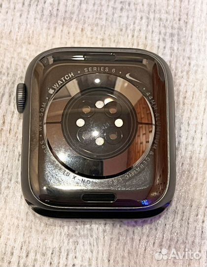 Часы apple watch 6 44 mm nike