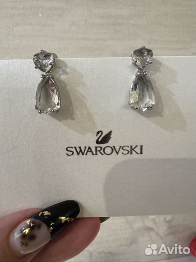 Серьги Swarovski Mesmera