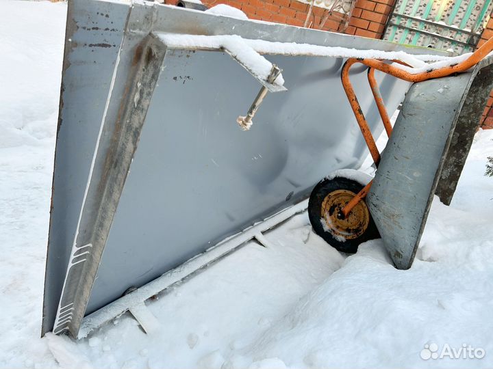 Дверь входная металлическая