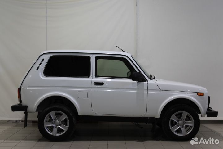 LADA 4x4 (Нива) 1.7 МТ, 2020, 63 650 км